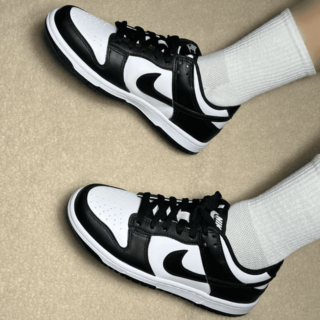 Dunk Low Panda Retro Black White 1